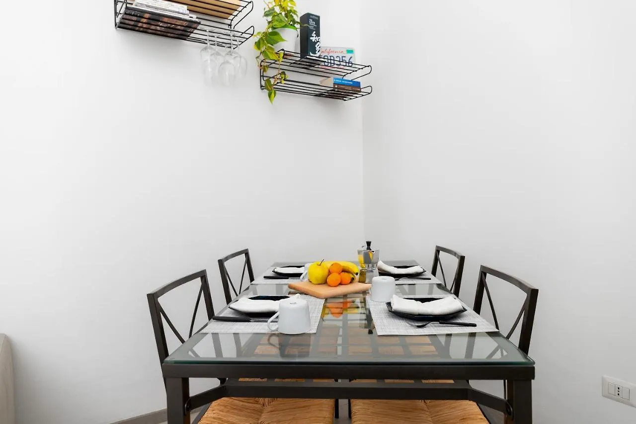 Giardino San Siro Stadium - Free Parking, Private Garden Milano 0*,  Italia